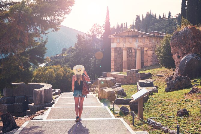 Delphi Guided Small Group Day Tour from Athens - Delphi Museum: artifacts that make the ruins make sense