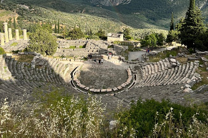 Delphi Historical Private Guided Tour & Thermopylae Hot Springs - Thermopylae Hot Gates: the Leonidas monuments and the nearby hot springs finish the emotion