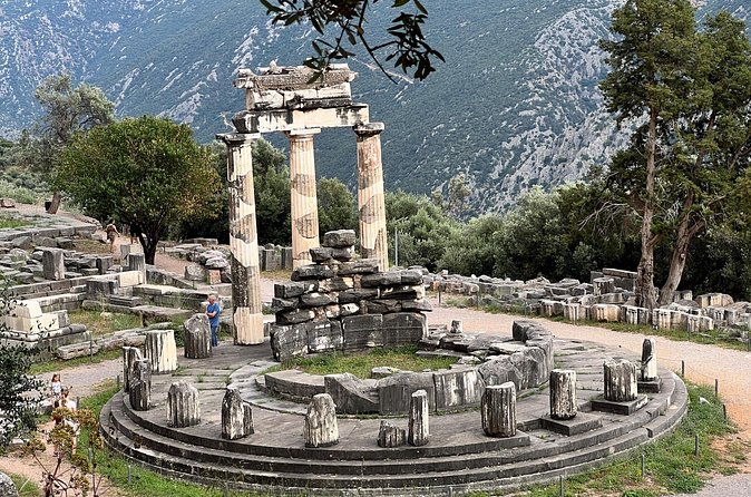 Delphi Historical Private Guided Tour & Thermopylae Hot Springs - Who this private day fits best, and who might prefer a different plan