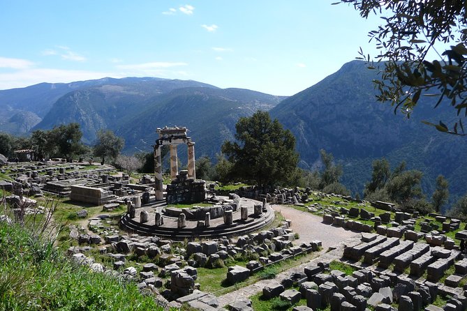 Delphi, Hosios Loukas Monastery full day private tour from Athens - Pickup that actually fits your day