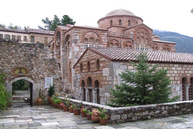 Delphi & Meteora Two (2) days Tour - Should you book this Delphi & Meteora Two-day tour?