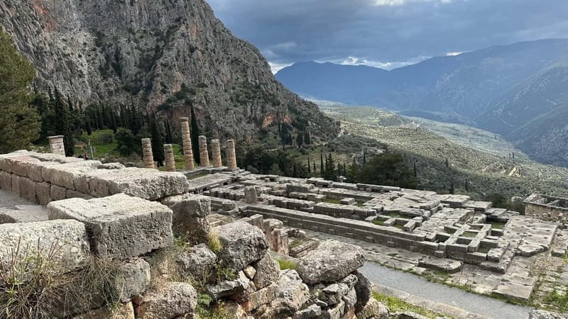 Delphi Navel Of Earth Hosios Loukas Full Day Private Tour - Key Highlights You Should Know Before You Go