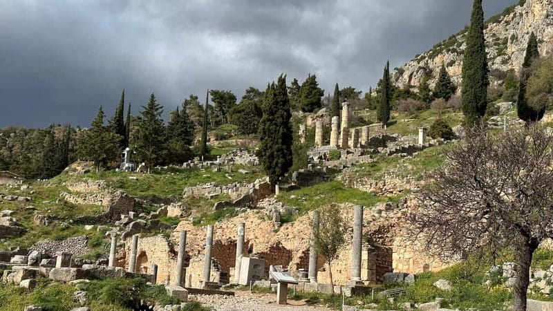 Delphi Navel Of Earth Hosios Loukas Full Day Private Tour - How This Private Format Keeps You From Feeling Rushed
