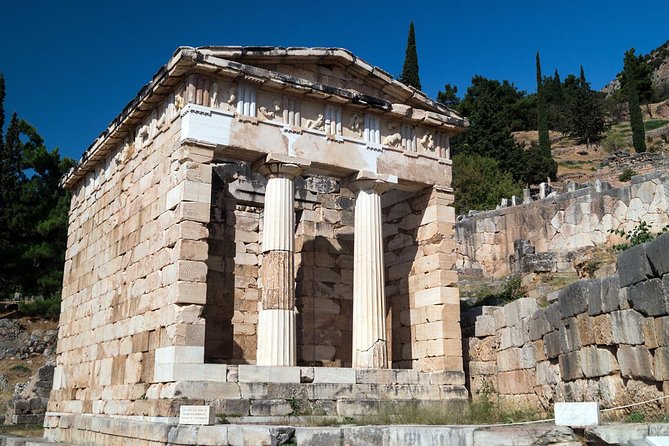 Delphi Self-guided Audio Tour on Your Phone (no ticket) - Museum time: why the tickets and the ending point matter