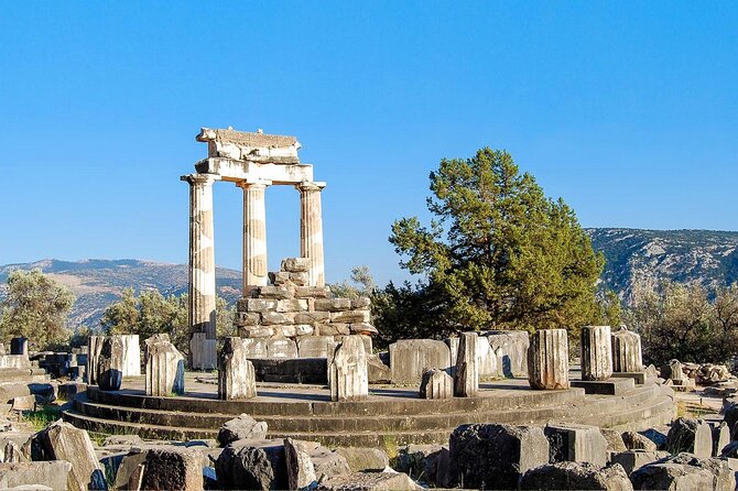 Delphi: Self-guided Audiovisual Tour with 3D Representations - Key highlights before you set off