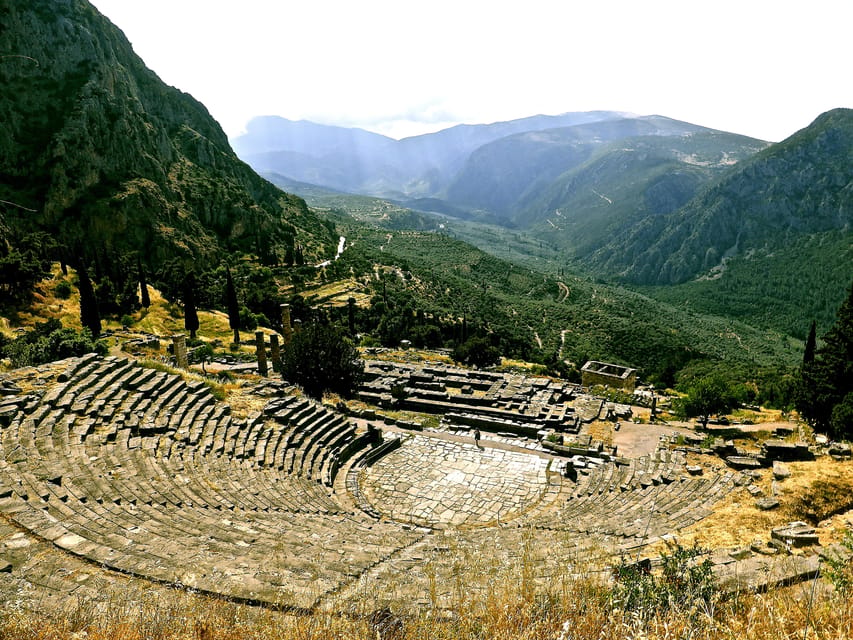 Delphi Skip-The-Line Private Tour - Expert Guide - Entering the ancient site: Temple of Apollo and the Oracle story