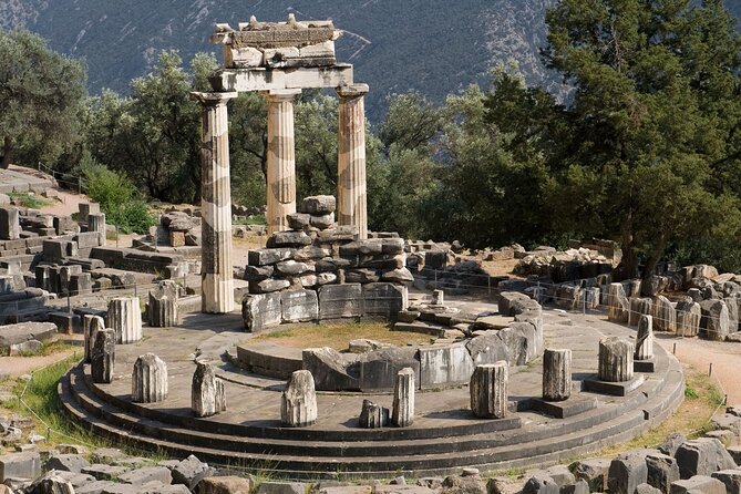 Delphi, Spanish guided one day tour - Value check: is it worth it versus doing Delphi on your own?