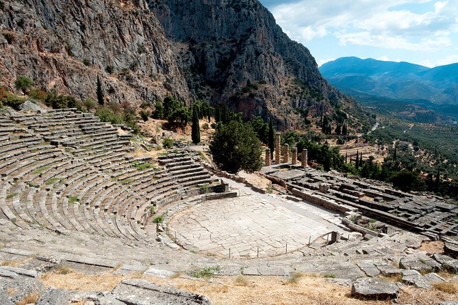 Delphi Tour (Full Day) - Price and value for up to four people, and when a minivan helps