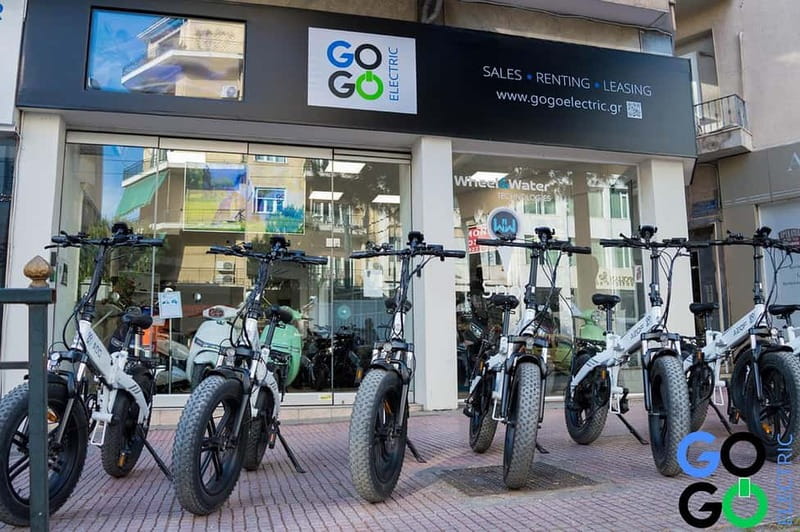E-Bike Tour of the Historical Center of Athens - Plaka and the market pause: old streets you can actually enjoy