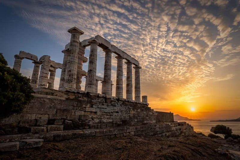 Exclusive Sunset Private Tour Cape Sounio & Athenian Riviera - Vouliagmeni Lake: a short stop that changes the mood