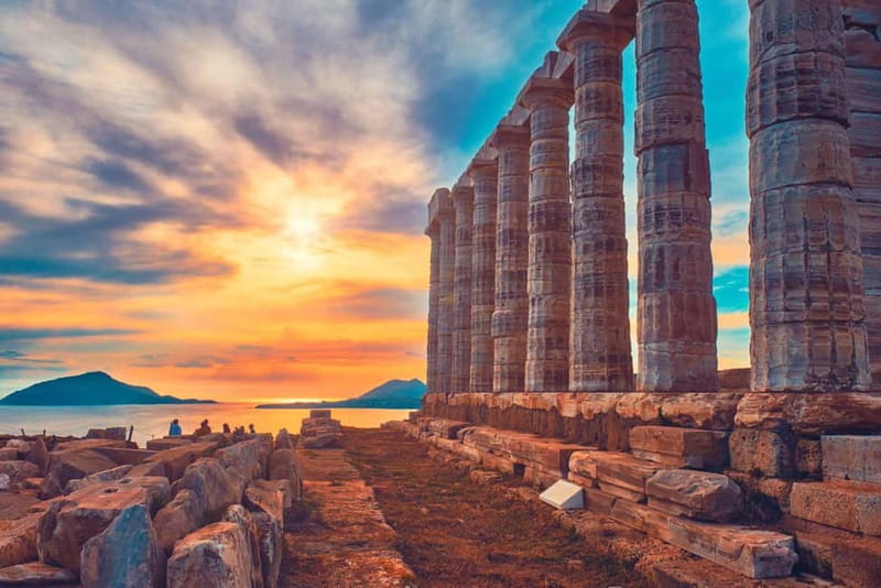 Exclusive Sunset Private Tour Cape Sounio & Athenian Riviera - Guide and driver service: the difference between seeing it and understanding it