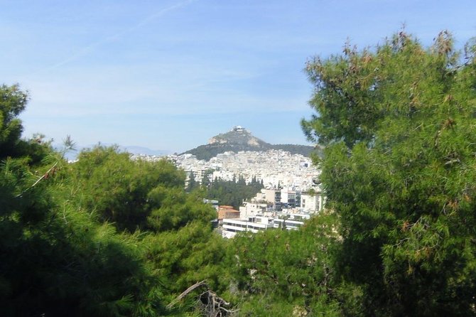 First Cemetery of Athens Walking Tour - Stop 3: Logginou, the First Cemetery’s Ornamental Tomb World