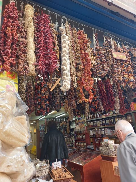Food Experience in Athens including Unlimited Lunch - Breakfast Like a Local: Coffeehouse and Koulouri First
