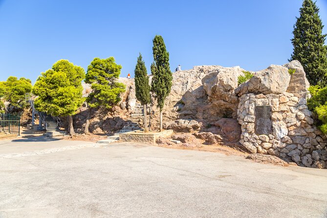 Footsteps of Apostle Paul from Athens to Corinth, Private Day Tour - Panathenaic and Hadrian’s Arch to Syntagma Square: classic Athens, efficient timing