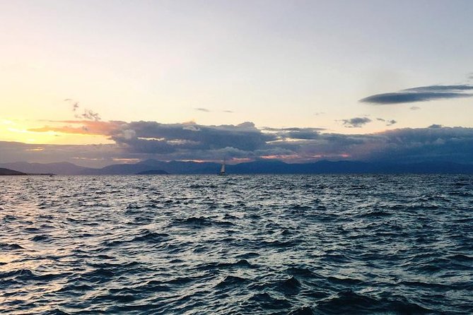 From Athens: Aegina Island guided tour in a day - Beach break and seafood lunch ideas: when Aegina turns into real vacation time