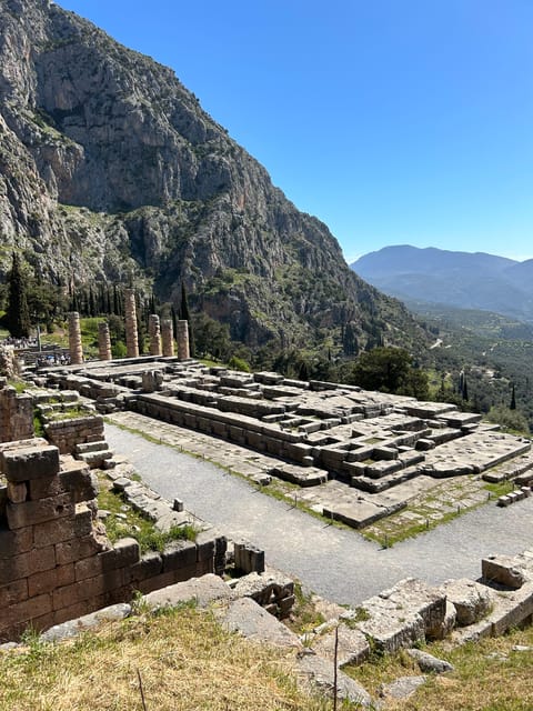 From Athens: Delphi and Arachova Private Tour - Delphi Museum hour: where the details live