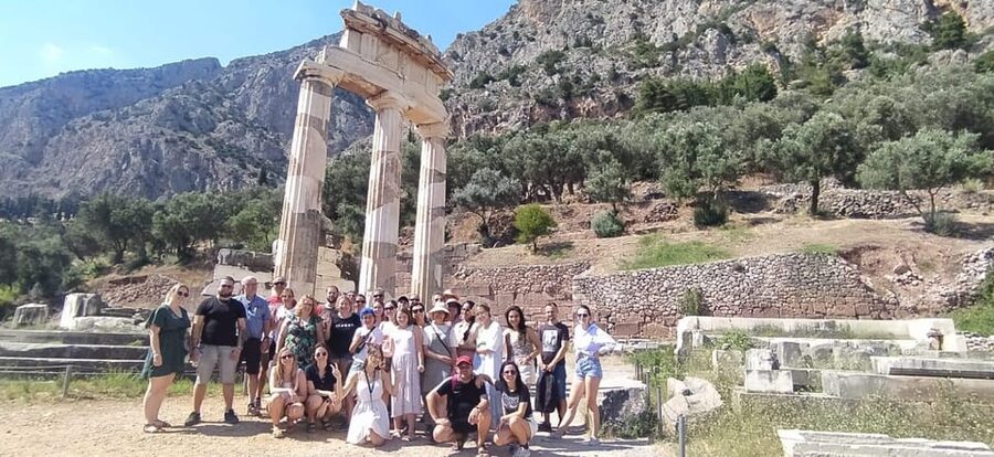 From Athens: Delphi Day Trip & Arachova Village Stop - The coach ride: history on the road, plus comfort you will actually notice