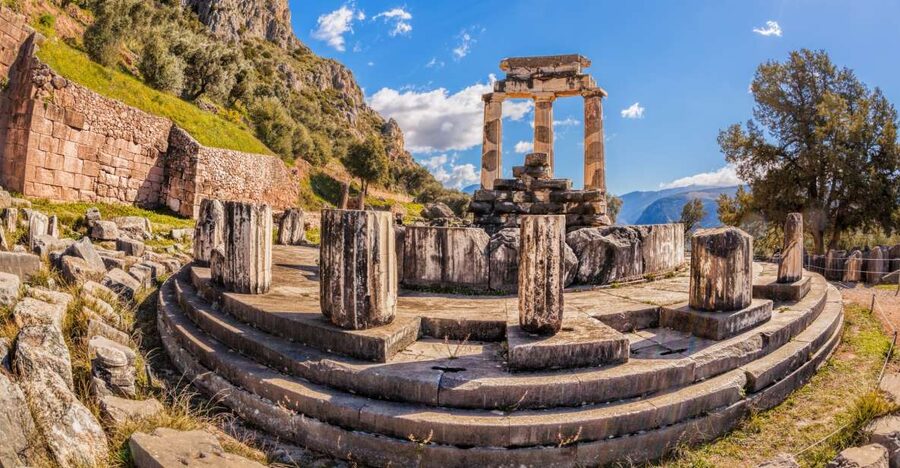 From Athens: Delphi Full Day V.R. Audio Guided Tour - How pickup timing in Athens sets the whole day