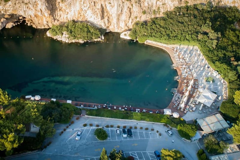 From Athens: Lake Vouliagmeni Spa & Temple of Poseidon Tour - The coastal ride: Athens Riviera views without the chaos