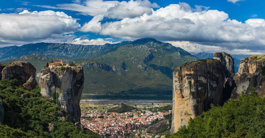 From Athens: Meteora Train Trip with Overnight Stay - The six monasteries, the hermit caves of St Nicholas Badovas, and a Byzantine church