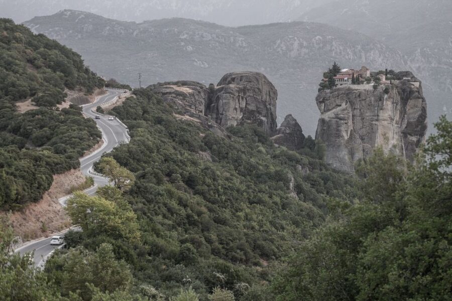 From Athens: Meteora Train Trip with Overnight Stay - The guides: what you can learn from their style