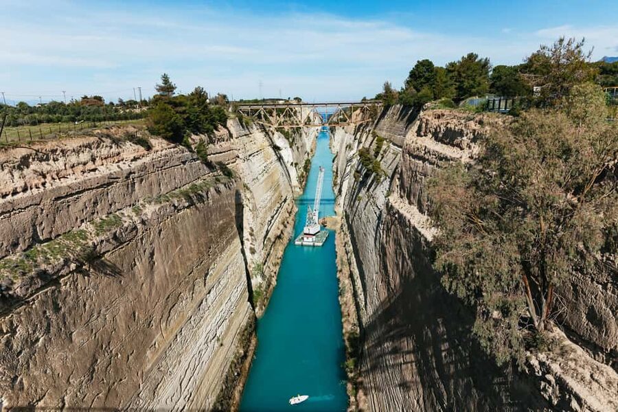 From Athens: Mycenae, Nafplio and Epidaurus Guided Tour - Why this Athens-Peloponnese loop makes sense