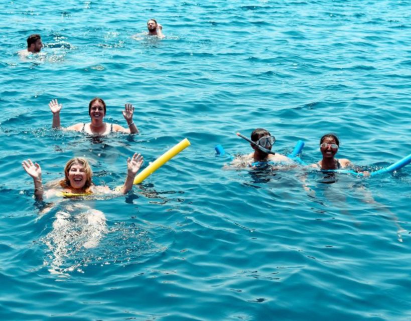 From Athens: One Day Cruise to Piraeus - From Athens to the Saronic Gulf on a wooden sailboat