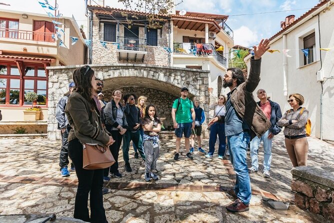 From Athens: Small-Group Delphi, Museum & Arachova Day Trip - Arachova: lunch, viewpoints, and a short taste of mountain Greece
