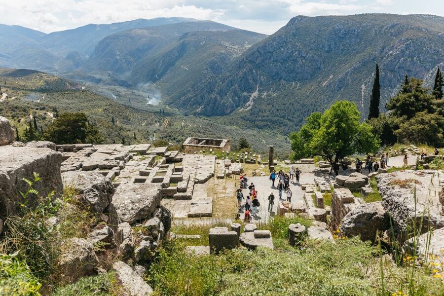 From Athens: Small-Group Delphi, Museum & Arachova Day Trip - When this tour fits you best (and when it might not)