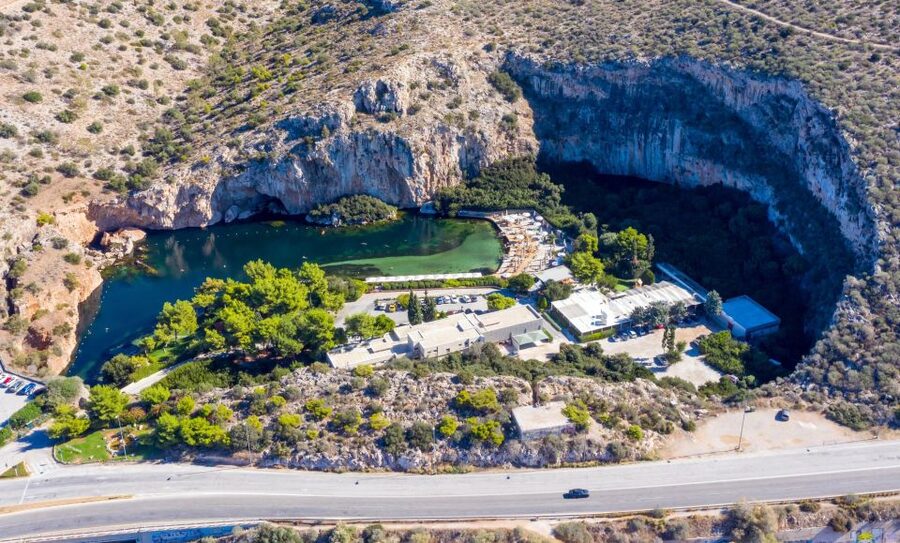 From Athens: Temple of Poseidon & Cape Sounio Half-Day Tour - Lake Vouliagmeni: the crater-lake stop that sets the mood
