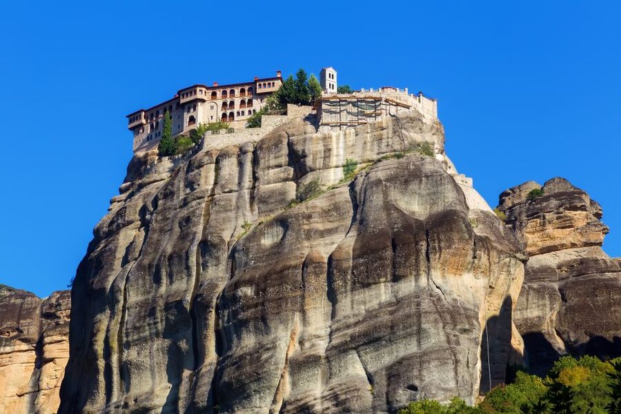 From Athens: Two-Day Guided Tour to Meteora - Hotel and meals: the reality of a 3-star base in Kalambaka