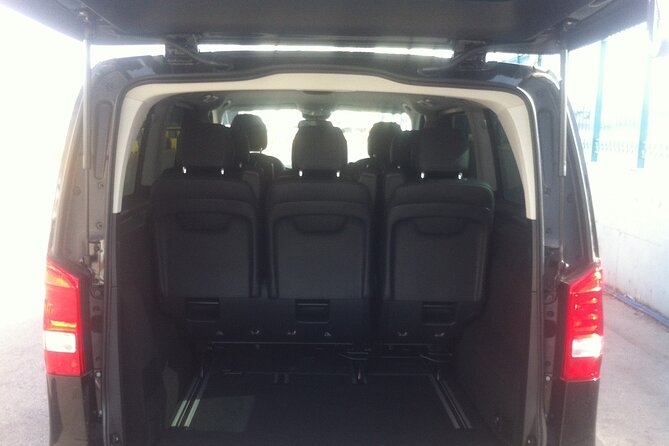 From Central Athens to Athens international airport - What the Ride Feels Like: Clean Cars, Wi-Fi, and Comfort Perks