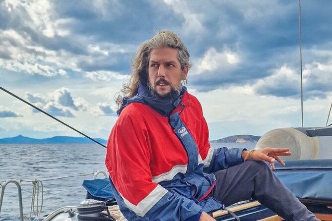 Full day cruise Aigina|Moni|Agkistri with traditional Greek feast - Lunch on board: BBQ lunch with wine, and how the timing affects your day