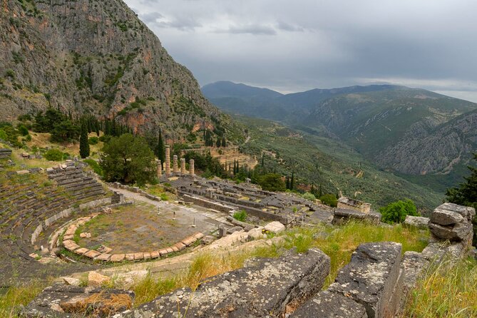 "Full day in Delphi/Livadia: Live the myths" - Arachova and Livadia back-to-back: myth country meets mountain town life