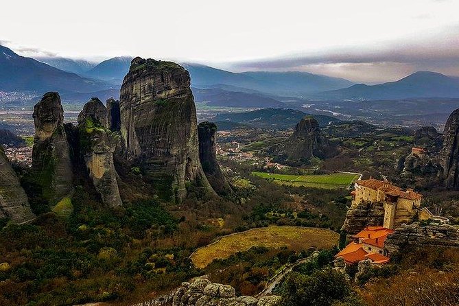Full day Meteora private tour - Meteora and Thermopylae, without the Athens to Meteora headache