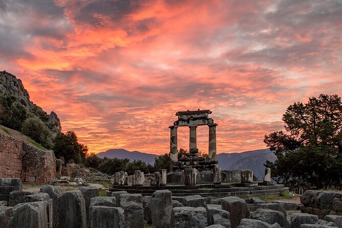 ''Full-Day Tour of Delphi-Byzantine Monastery of Hosios Loukas'' - A Day Packed With Delphi Oracle Energy and Hosios Loukas UNESCO Power