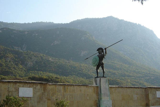 Full Day Tour to Meteora and Thermopylae Including Dinner - Thermopylae and the Leonidas statue, plus the Innovative Centre