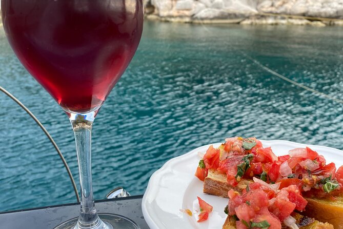 Greek Gastronomy & Wine Pairing Cruise with a Sommelier in Athens - Pickup Costs, Meeting Points, and Timing That Actually Fits a Day in Athens