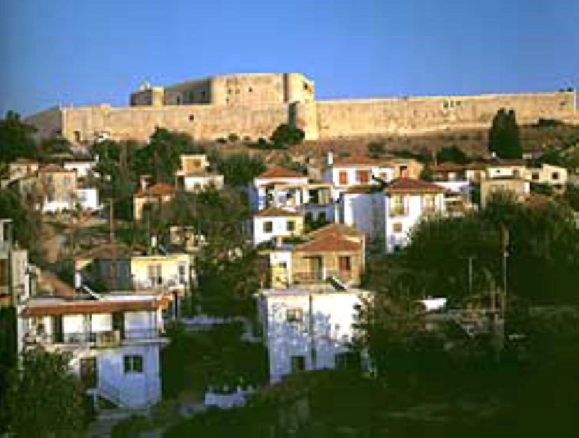 Hilarious walking adventure in the heart of Athens - Hadrian’s Library: the Roman stop that makes Athens feel bigger