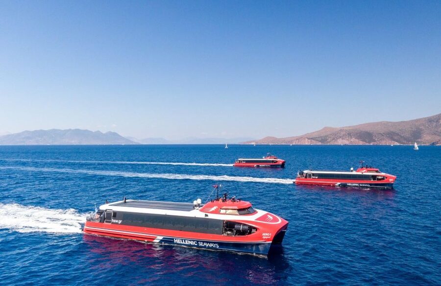 Hydra Island Private tour from Athens with your own guide - Poros Photo Stop: A Quick Brake on the Way to Hydra