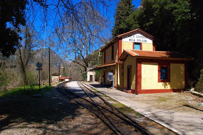 Kalavryta CogTrain Anci.Corinth Private Tour from Athens/Nafplio - Kalavryta Town: Mountain Village Charm With a Hard Historical Layer