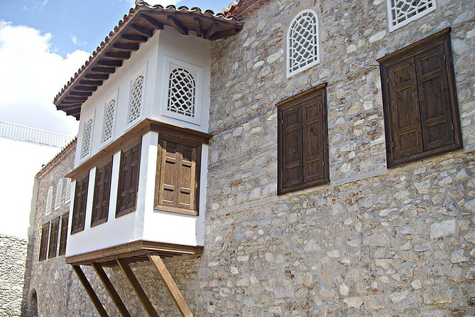 Medieval Athens Walking Tour with Late Lunch and Wine - Meeting at Monastiraki, then settling into a walk that makes sense