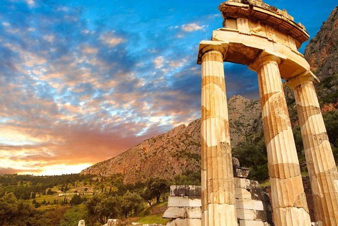 Mercedes Private Tour to Meteora, Delphi and Thermopylae - Quick hits you will feel in the day