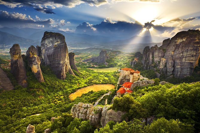 Meteora daytrip private tour for groups from Athens - Meteora in one long day from Athens: what you really get