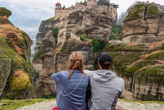Meteora Full-Day Trip with Guide on Luxury Bus From Athens - Timing and Photo Strategy for a 15-Hour Day
