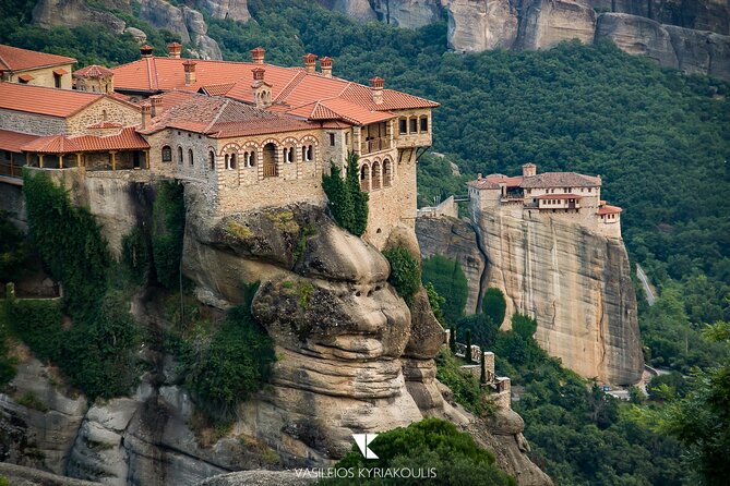 Meteora Monasteries & Caves DayTrip from Athens with Greek Lunch - The Meteora experience you’re really paying for