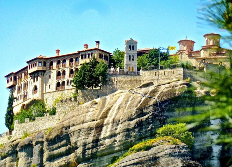 Meteora Monasteries: Full Day Tour from Athens - Meteora arrival: walking time and hermit caves in the plan
