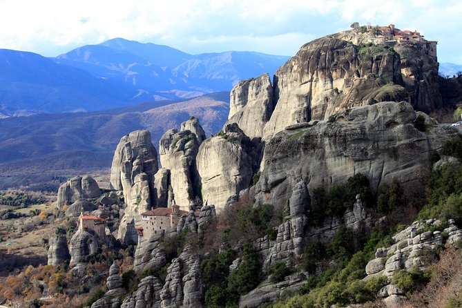 Meteora Monasteries Fully Private Day Tour with Great Lunch-Drinks Included - Lunch with drinks that adapts, plus the comforts that keep the day easy