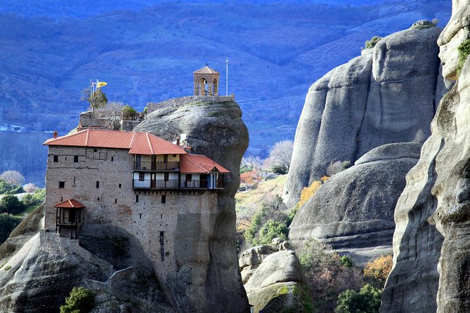 Meteora Monasteries Fully Private Day Tour with Great Lunch-Drinks Included - Who this Meteora private tour suits best