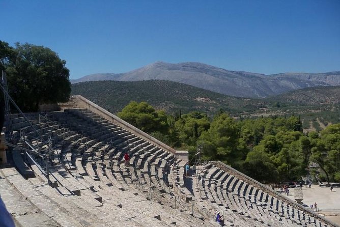 Mycenae and Nafplion Day Trip from Athens with Official guide - Stop 1: Treasury of Atreus and the Tomb of Agamemnon